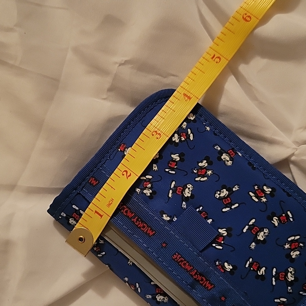 Mickey Mouse Wristlet Wallet - Picture 10 of 14